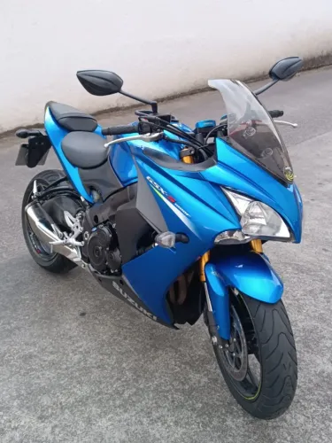 GSX-S1000 F