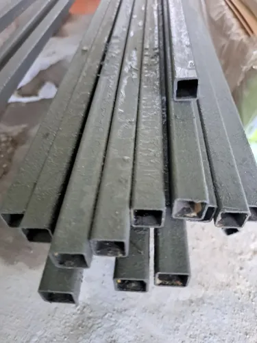 metalon quadrado