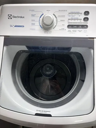 Máquina de lavar Electrolux 14 kg