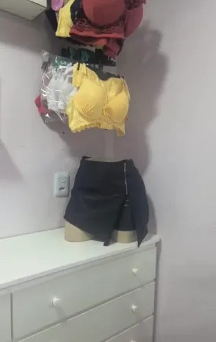 SHORT SAIA PRETA TAMANHO M