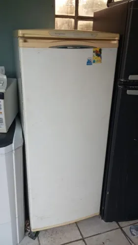 Vendo geladeira