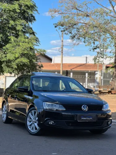 Volkswagen Jetta Comfortline 2.0 T.flex 8V 4P Tipt. 2013