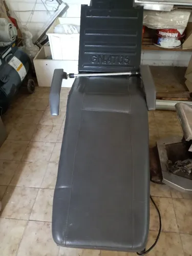 Cadeira odontológica para conserto