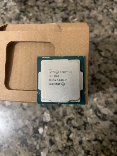 PROCESSADOR INTEL CORE i3 10100 DÉCIMA GERAÇÃO!! SOMENTE VENDA!!