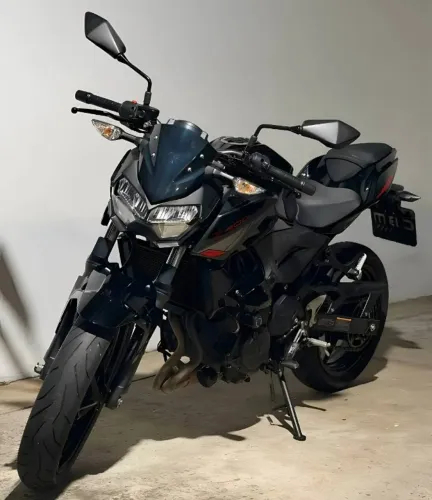 Z 400 Impecável 2024