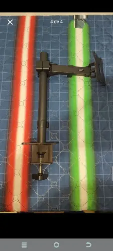 Suporte de monitor articulado