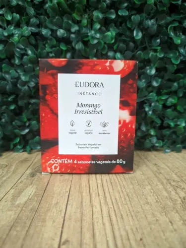 Eudora Instance - Sabonete em Barra Perfumado - Morango Irresistível 80g