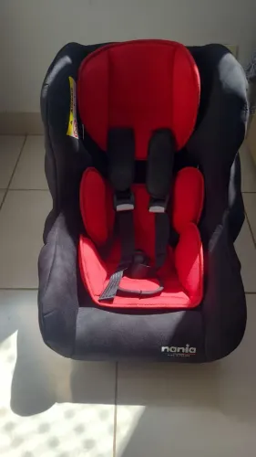 Cadeira infantil para carro marca nania