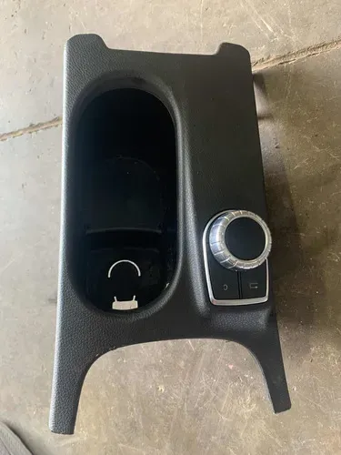Porta Copo C/ Botão Som (a2466800810) Mercedes B200