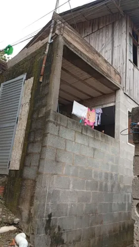 Casa e terreno a venda