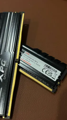 [NOVO] KIT 2x RAM [8GB] - 3200MHz - DDR4 (XPG Gammix D10) - [16GB Total]