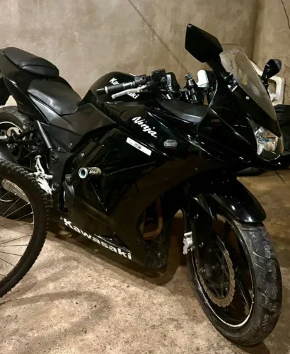Ninja 250r (Leia a descrição!!)
