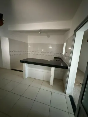 Casa na cidade 2000 2 quartos e garagem
