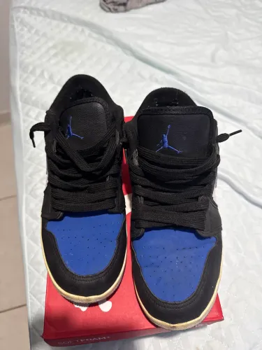 Jordan low P linha azul escuro