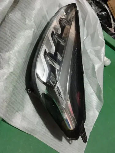 Farol Tigo 8 L Esq  2025