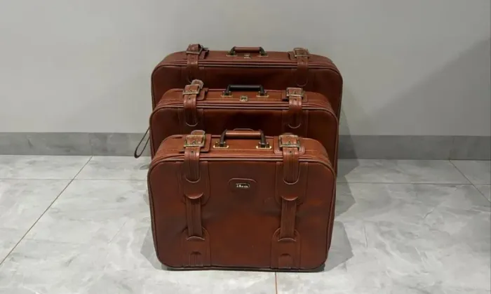 Conjunto de malas vintage de couro IKA