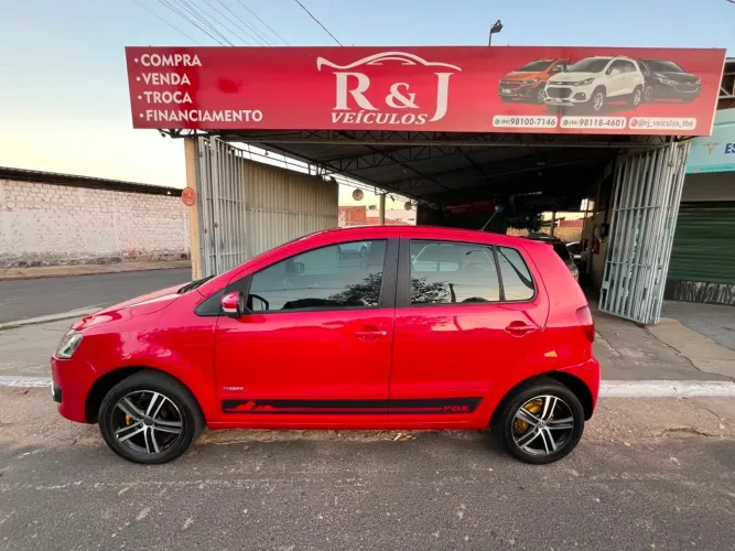 Volkswagen Fox 1.0 MI Total Flex 8V 5P 2013