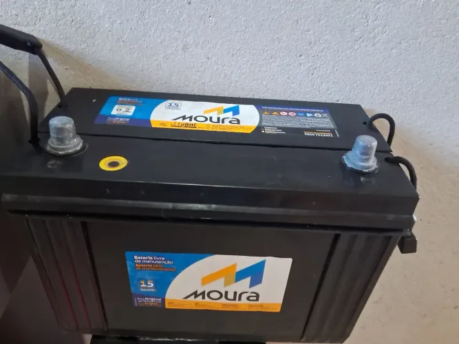Bateria 100amperes, 400reais faço entrega e instalação