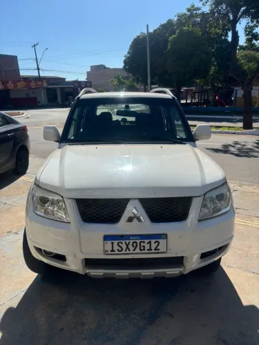 Mitsubishi Pajero TR4 2.0/ 2.0 Flex 16V 4X4 Aut. 2012