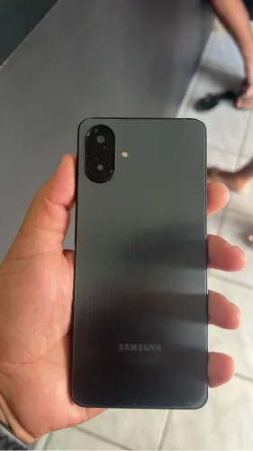 Samsung a07 128gb-550$ / LG k52 64 gb- 400$ ambos em ótimo estado.
