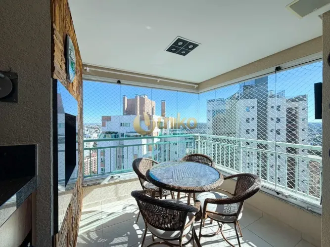 APARTAMENTO MOBILIADO À VENDA | ANDAR ALTO | 3 QUARTOS | 1 SUÍTE | TERRASSE MONTPELLIER |