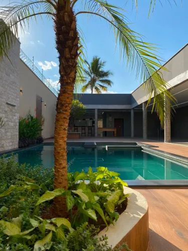Casa com Piscina no Residencial Recanto do Bosque 343m²