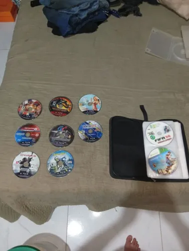 Vendo lote de jogos de Xbox 360,e de ps3