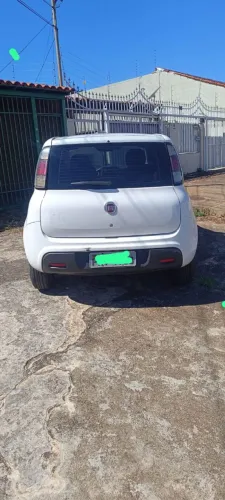 Fiat Uno Attractive 1.0 Flex 6V 5P 2017