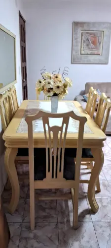 Mesa jantar com 6 cadeiras