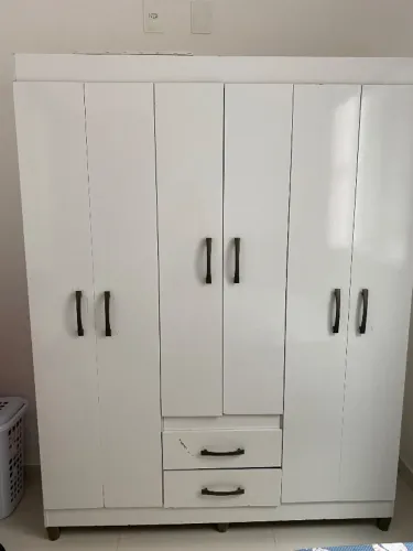 Guarda Roupa casal branco