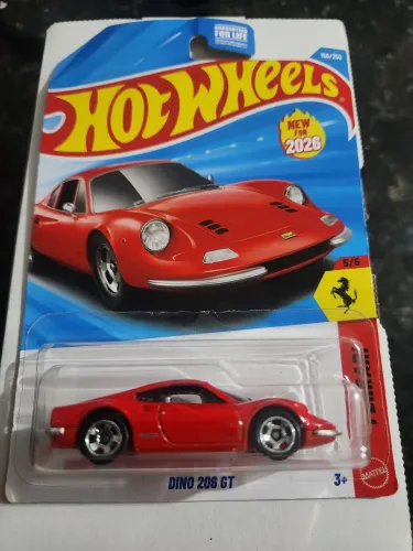 Hotwheels ferrari dino