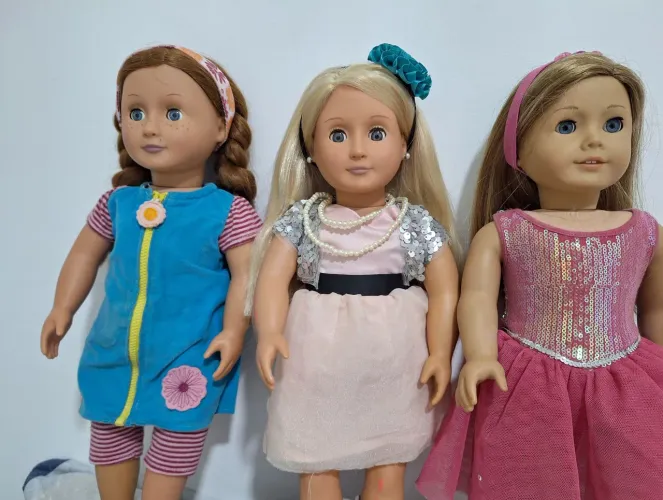Boneca Our Generation e American Girl