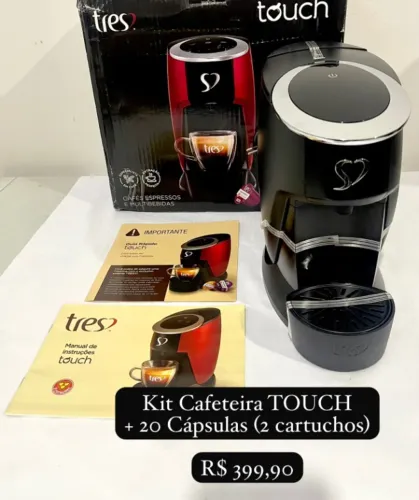 Cafeteira 3 Corações Touch-screen G2 Preta 127v + 2 cartuchos