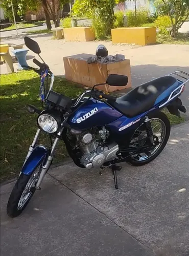 Suzuki gs 120 conservada linda demais vender logo 