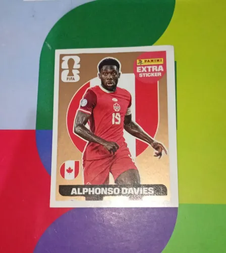 Figurinha alphonso Davies bronze legend