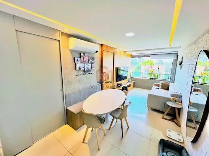 Apartamento reformado para Locação em Boa Viagem com 52m2, 2 quartos/1 suite e Lazer REF: