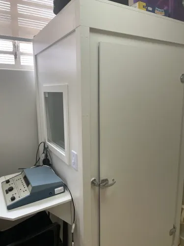 Cabine acústica para audiometria