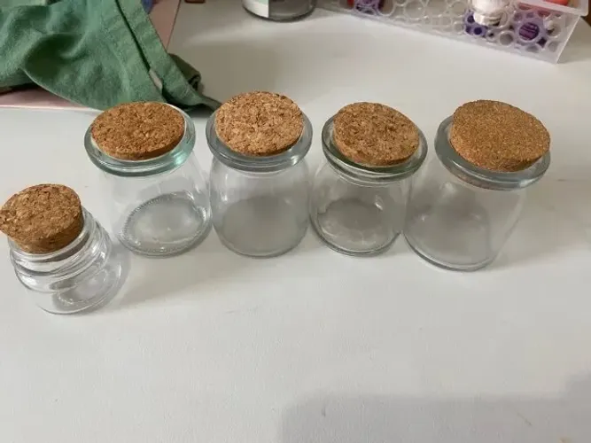 4 potes de vidro leiteira 100ml com tampa de cortiça