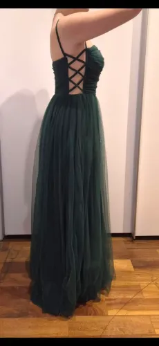 Vestido longo, estilo princesa de tule verde. IMPECÁVEL! 
