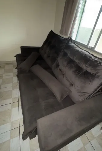 Sofá Retrátil - semi novo 