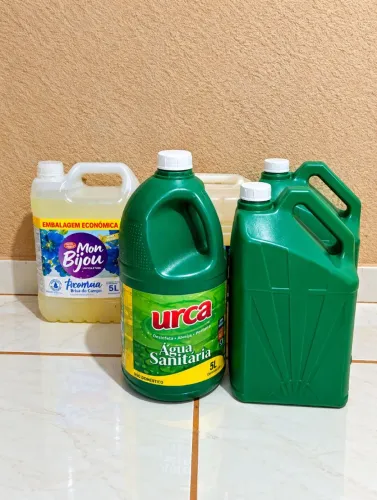 Sabão Líquido 5 Litros - R$ 25,00