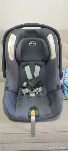 Vendo bebê conforto.