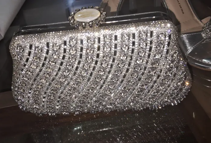 Bolsa nova em strass