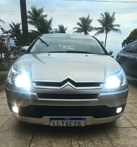 Citroen C4 GLX 2.0 Flex 16V 5P Aut. 2013