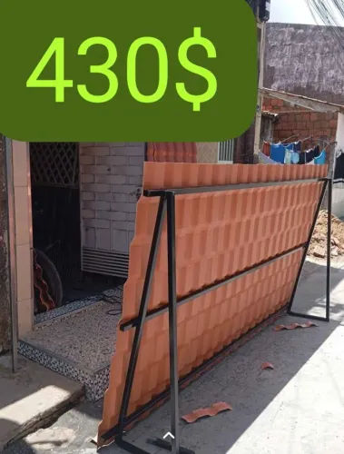 Toldo de telha de PVC. Tamanho 1.70 por 0.90