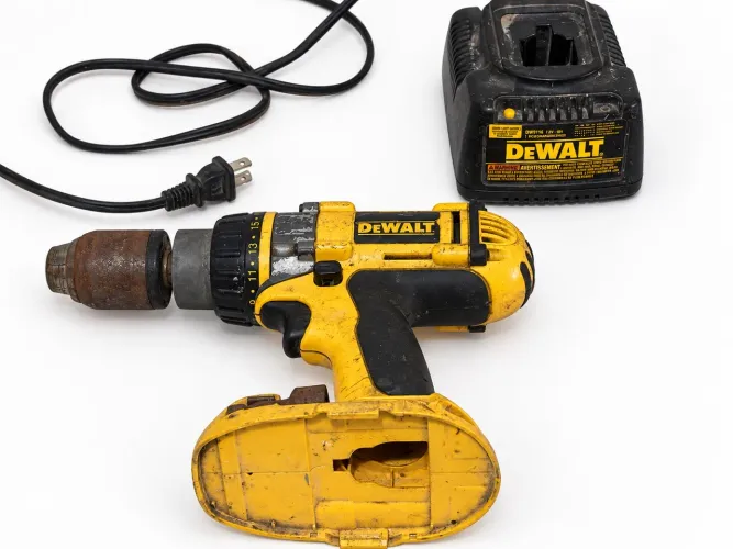 Furadeira parafusadeira DEWalt original com carregador