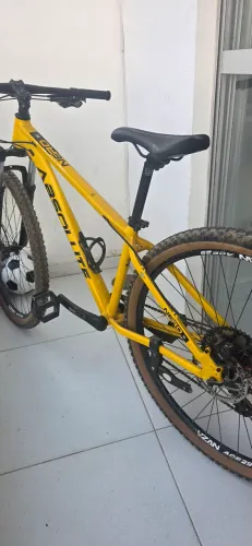 Bicicleta Mountain Bike Absolute Nero 5 Aro 29 - Kit 1x12v Absolute Wild / Aros Vzan