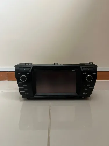 RADIO ORIGINAL COM MOLDURA - TOYOTA COROLLA XEI 2017