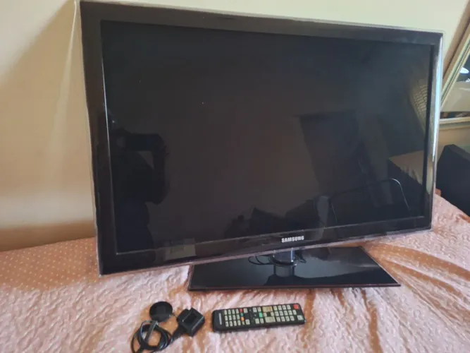 TV Samsung 40 pol. com defeito