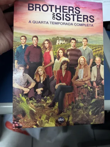 Box Brothers and Sisters 4 temporada completa